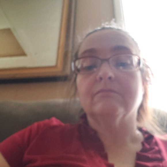 Profile Picture of Robin Cummings (@rc0721) on Poshmark