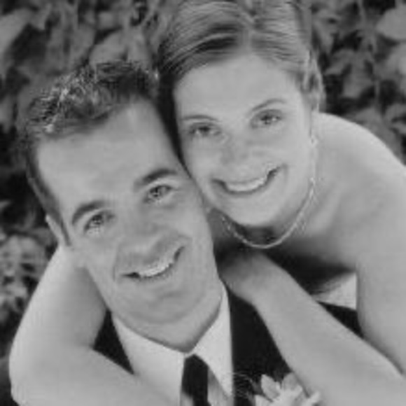 Profile Picture of Nadia Giannakopoulos (@nadiagia) on Poshmark