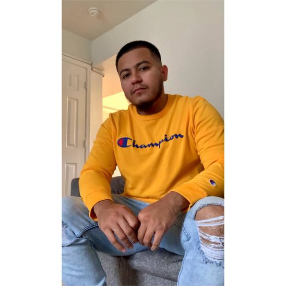 Profile Picture of Carlos Hidalgo (@jr_hidalgo26) on Poshmark