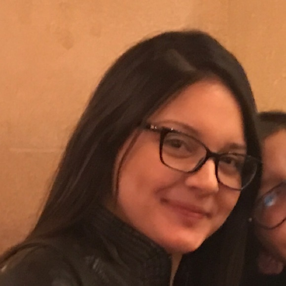 Profile Picture of Jasmine Cuellar (@jazzy0402) on Poshmark