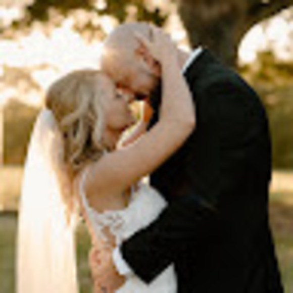 Profile Picture of Steven Andrews (@sandrews0385) on Poshmark