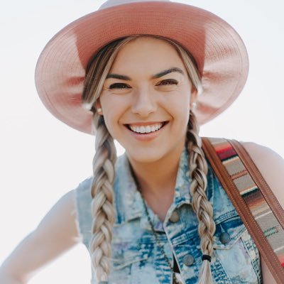 Profile Picture of Jessie Ritter (@JessieLRitter) on Twitter