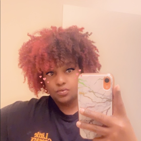 Profile Picture of Krystal Daniels (@krystal_daniels) on Poshmark