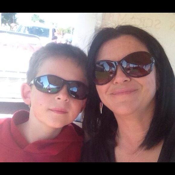 Profile Picture of Lisa Janssen (@ljanssen76) on Poshmark