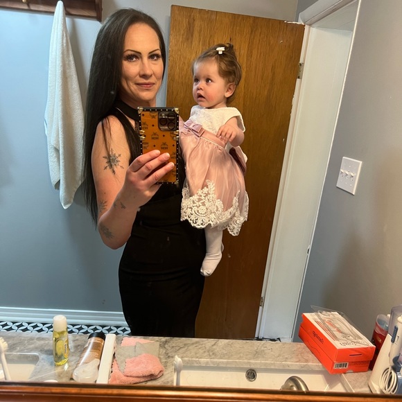 Profile Picture of Michelle Bigness (@michellebigness) on Poshmark