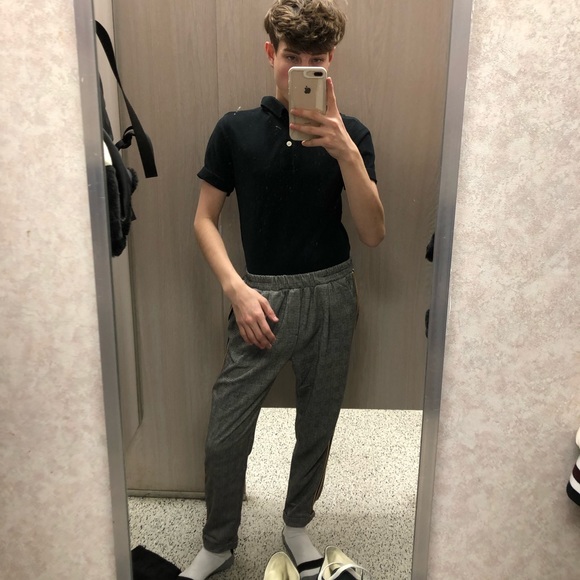 Profile Picture of Kyle Perrault (@kyleperrault425) on Poshmark