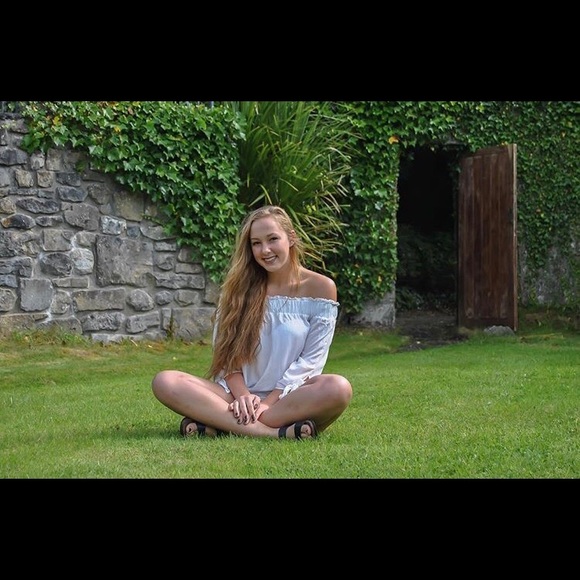 Profile Picture of Maci Raybuck (@maciray17) on Poshmark