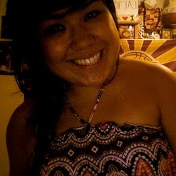 Profile Picture of Maryrose Dimailig (@mmaryrose) on Poshmark