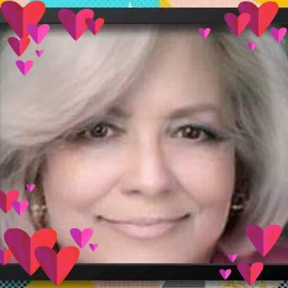 Profile Picture of Jeanette Gibson (@opalgibson30) on Poshmark