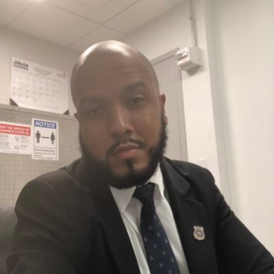 Christopher Velez - Twitter Profile Picture of Christopher Velez (@Leoeytigeres) on Twitter