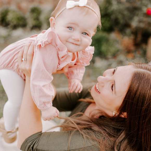 Profile Picture of Katie Waldie (@keybers) on Poshmark