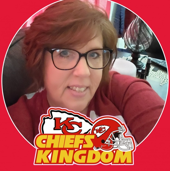 Profile Picture of Cindy Proctor (@proctors2002) on Poshmark