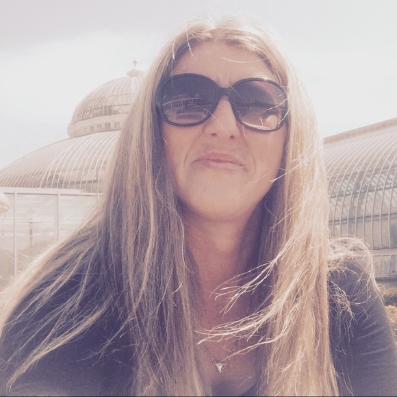 Profile Picture of Jackie Schindele (@jackieschindele) on Poshmark