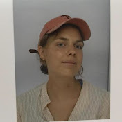 Profile Picture of Olivia Page (@LivHatts) on Youtube