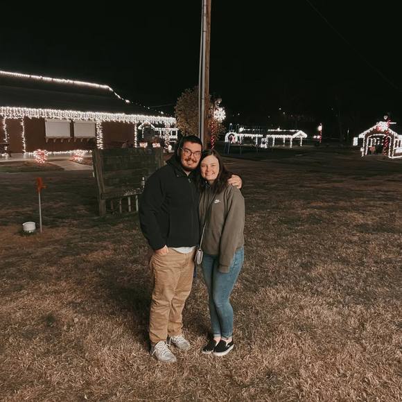 Austin Leezer - Poshmark Profile Picture of Austin Leezer (@jaxthemoose) on Poshmark