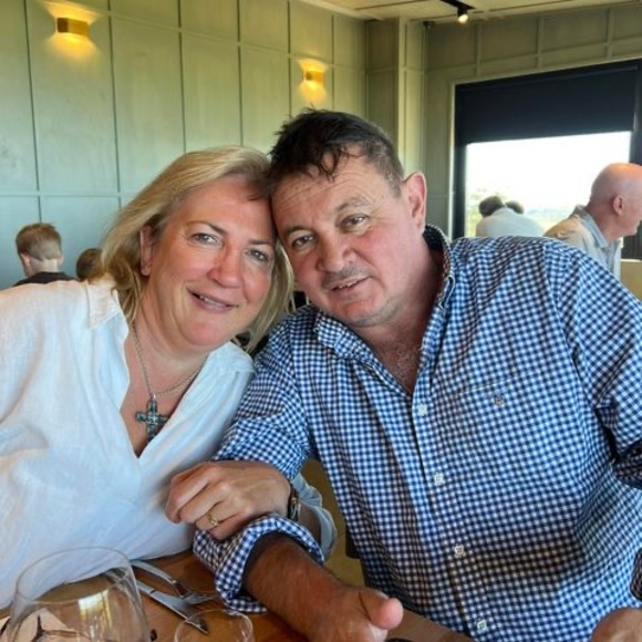 Profile Picture of Sandra Dimmock (@sandradimmock) on Poshmark