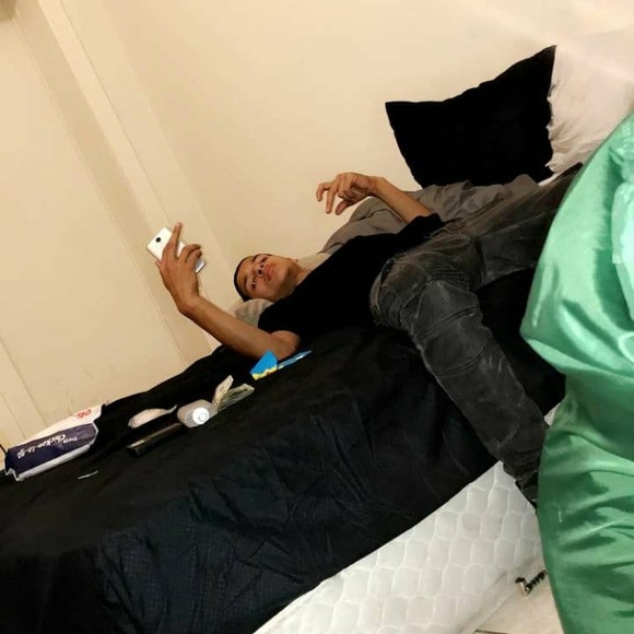 Profile Picture of Manny Calderon (@swaggymc35) on Poshmark