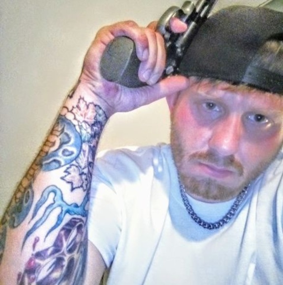 Profile Picture of Michael Trigger (@treaguemichael) on Poshmark