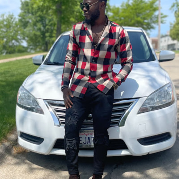 Profile Picture of Wanki Brianbright tamukong (@wankib) on Poshmark