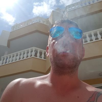 Profile Picture of Craig Pickles (@crazycrago) on Twitter