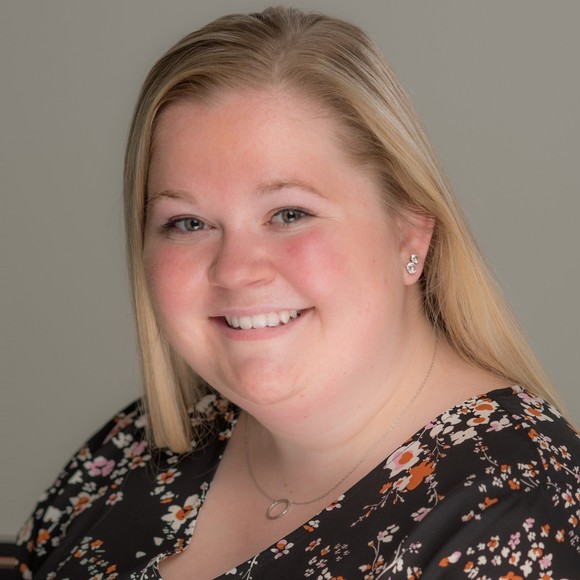 Profile Picture of Mackenzie Bumpus (@mackenzie19b) on Poshmark