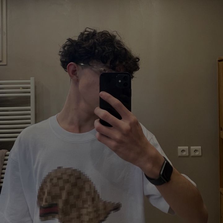 Profile Picture of Arthur_10 (@arthur__co) on Tiktok