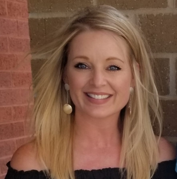Profile Picture of Tisha Martin sharp (@tishsharp1) on Poshmark