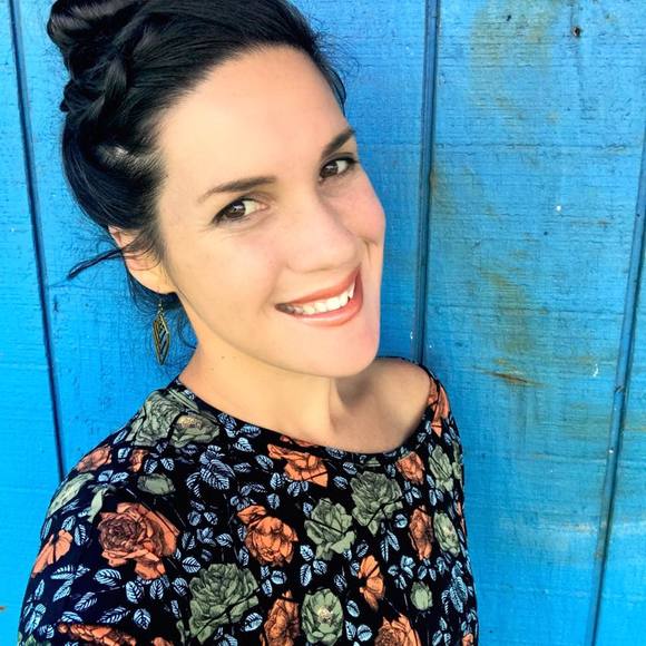 Profile Picture of Rhonda Refamonte (@refamonte21) on Poshmark