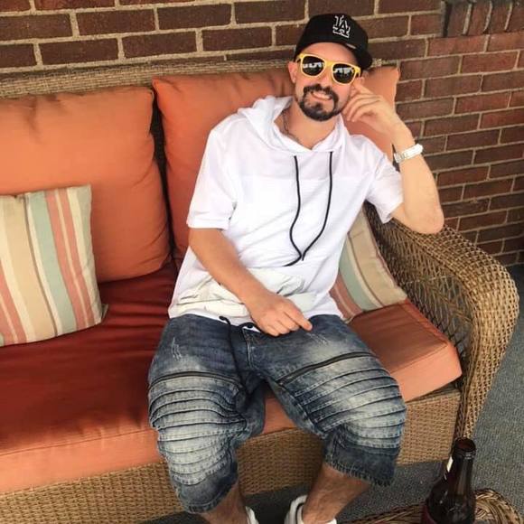 Profile Picture of Patrick Mcginley (@p_mcginley) on Poshmark