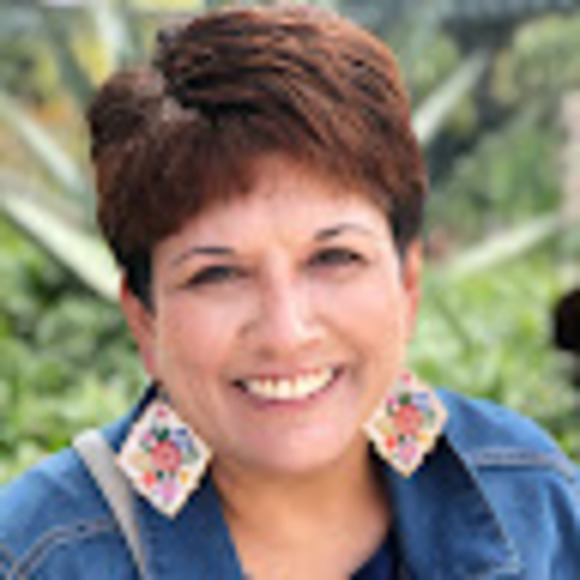 Profile Picture of Cindy Franklin (@cindyfrankli624) on Poshmark