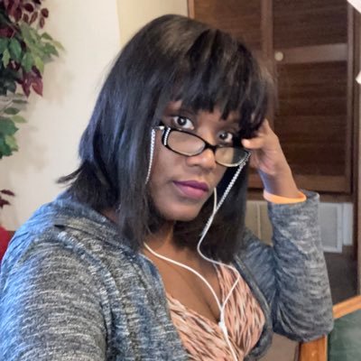 Profile Picture of Kimberly Murphy (@Kimberl54646276) on Twitter