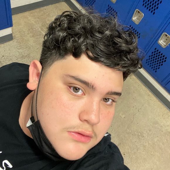 Profile Picture of Aidan Olvera (@aidanmathew1106) on Poshmark