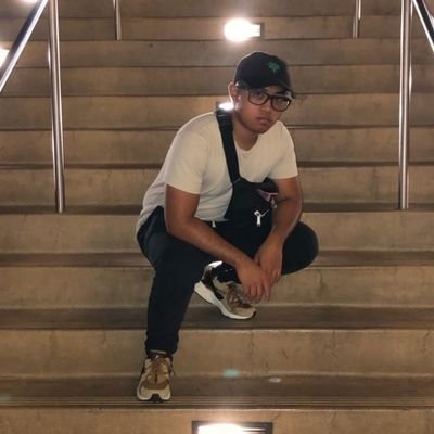 Profile Picture of Jolly Jacob 🎄 (@estillore_jacob) on Twitter