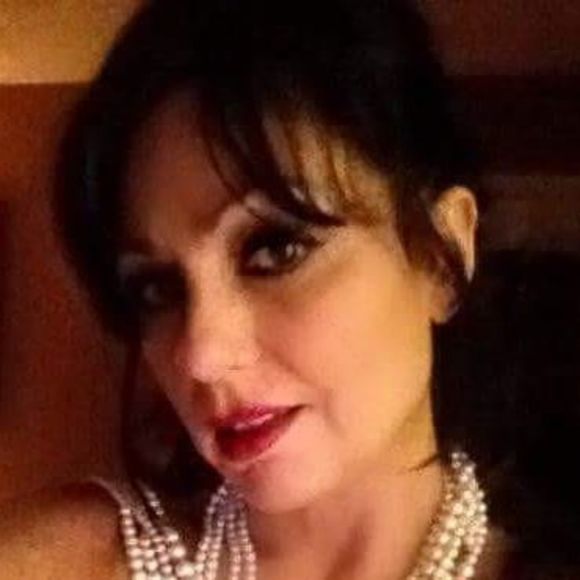 Profile Picture of Cherie Scheurich (@cheriesdtp) on Poshmark