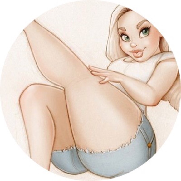 Profile Picture of Heather Nickell (@hnic2) on Poshmark