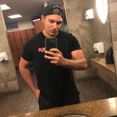 Profile Picture of David Carlos Medina (@davidmedinuuh) on Twitter