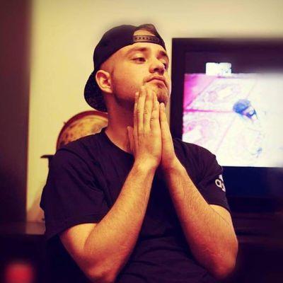 Profile Picture of Daniel Aronson (@Dench11k) on Twitter