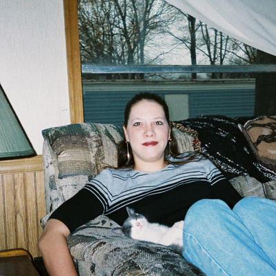 Profile Picture of Lisa Bramer (@LisaStar849) on Twitter
