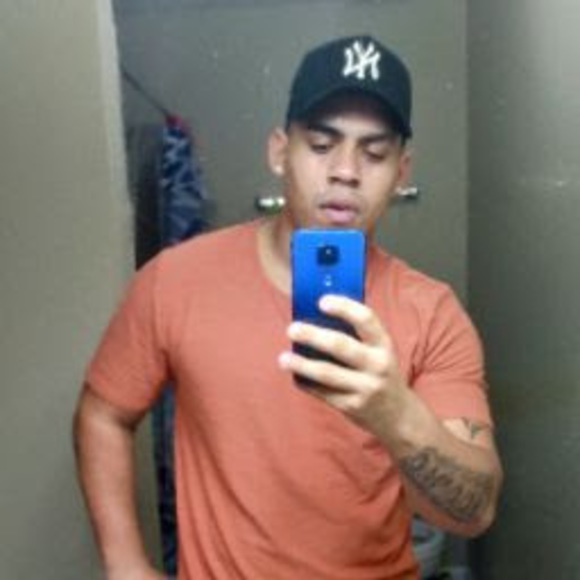 Profile Picture of Guillermo enrique Chacon rosales (@guille23380) on Poshmark