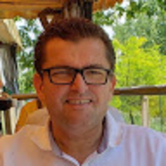 Profile Picture of Makram Bousetta (@makrambousetta) on Poshmark