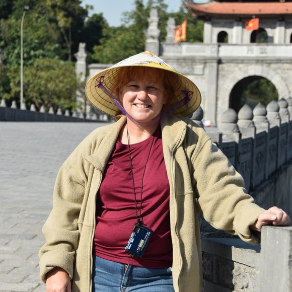 Profile Picture of Cheryl Calentine (@sourpussd) on Poshmark