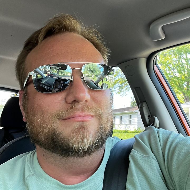 Profile Picture of Benjamin Tutt (@stupidsimpleflytying) on Tiktok