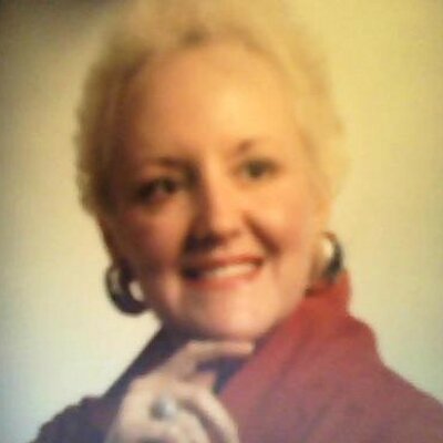 Profile Picture of Dianne M. Gallant (@alohaandmahalo) on Twitter