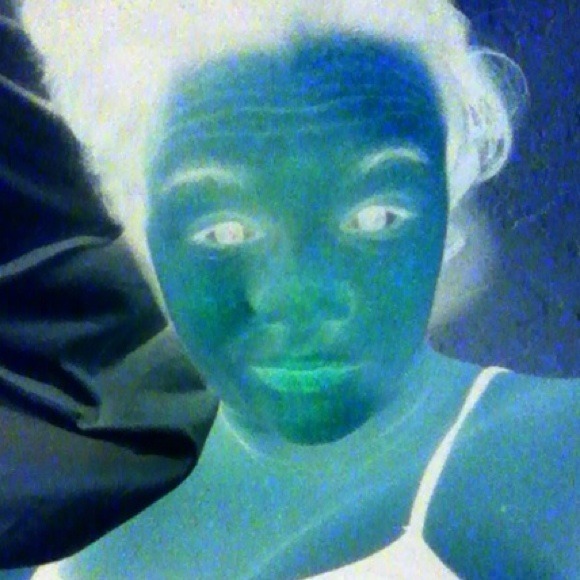 Profile Picture of Leah Niswonger (@isabella120813) on Poshmark