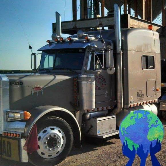 Profile Picture of Mike Thomsen (@dreamchasers369) on Poshmark