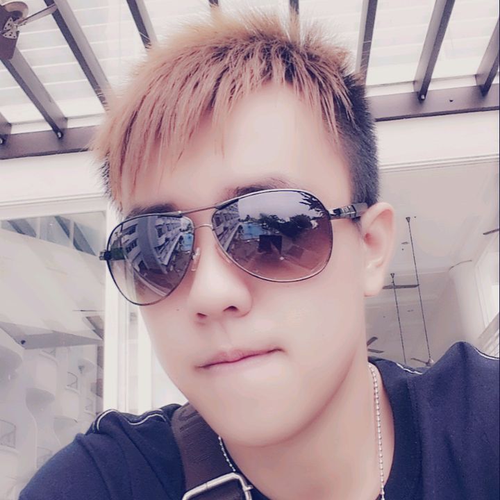 Profile Picture of Davidson Ty😉 (@davidsonty) on Tiktok