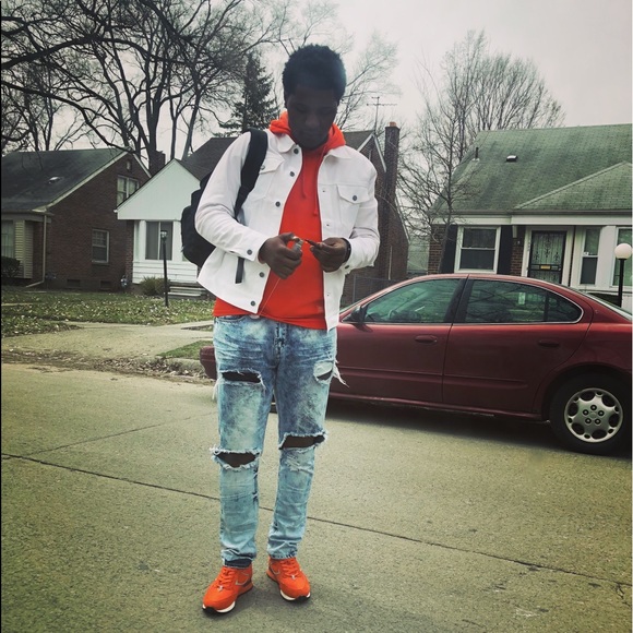 Profile Picture of Thomas Hawkins (@tommie_musa1) on Poshmark