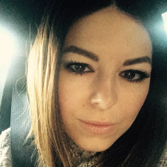 Profile Picture of Sandra Reiman (@smreiman) on Poshmark