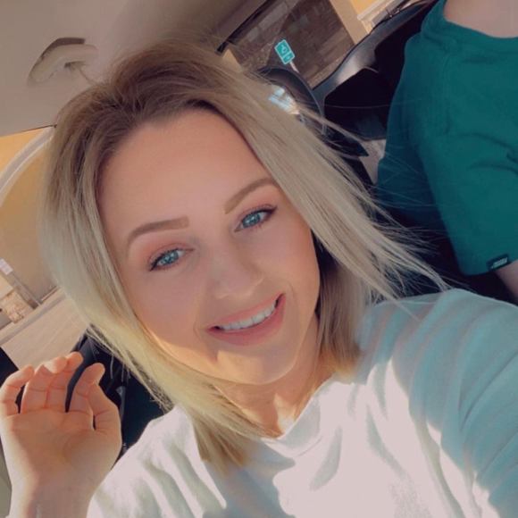 Profile Picture of Darcie Constance (@darct9707) on Poshmark