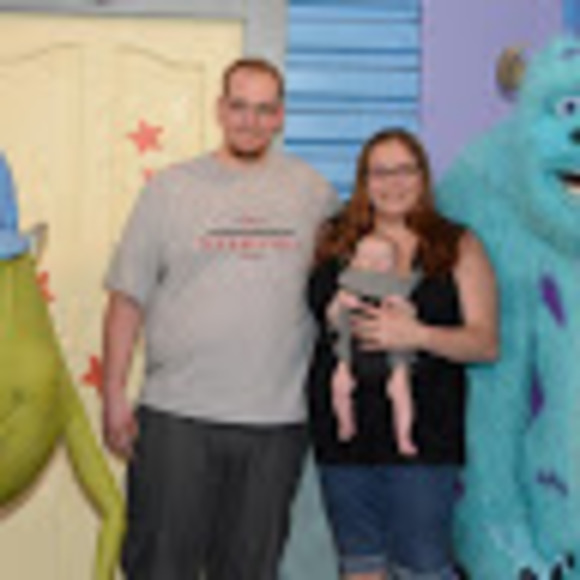 Profile Picture of Shelly Ignowski (@shellyignowski) on Poshmark